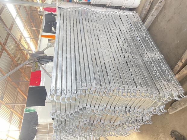 Galvanized Matel Scaffolding photo 10
