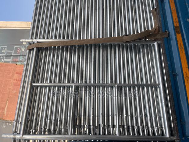 Galvanized Matel Scaffolding photo 6