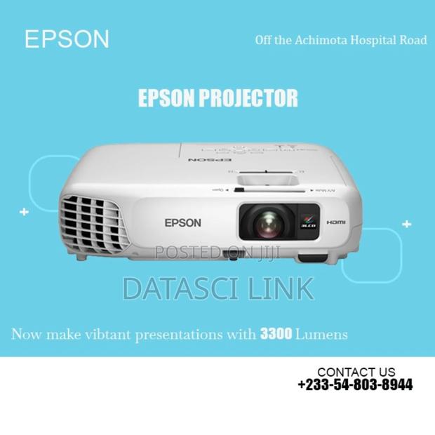 Epson Eb-S04 Projector photo 2