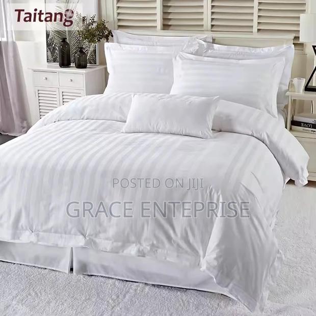 White Hotel Bedding Set in Luxury Form(2 Bedsheet,Pillowcase · Photo 2