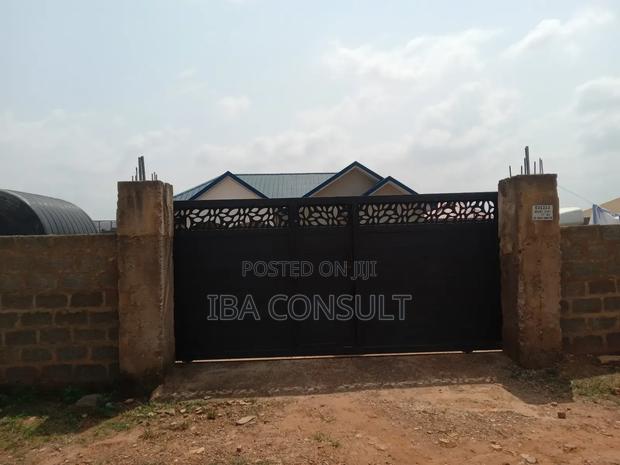 3bdrm House in Oyibi, Valley View Area for sale