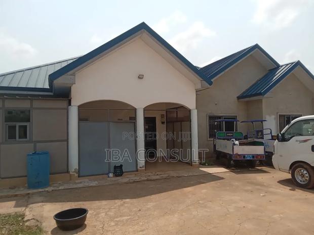 3bdrm House in Oyibi, Valley View Area for sale