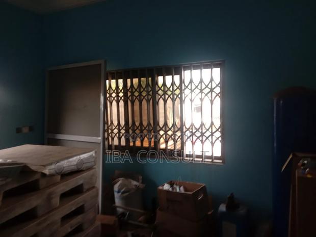 3bdrm House in Oyibi, Valley View Area for sale