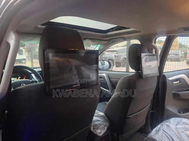 New Mitsubishi Montero 2023 Gray