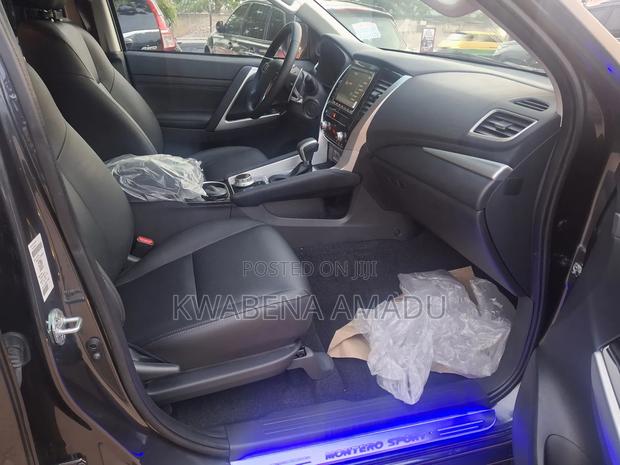 New Mitsubishi Montero 2023 Gray