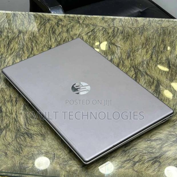 New Laptop HP 250 G10 8GB Intel Core i5 SSD 512GB · Photo 4