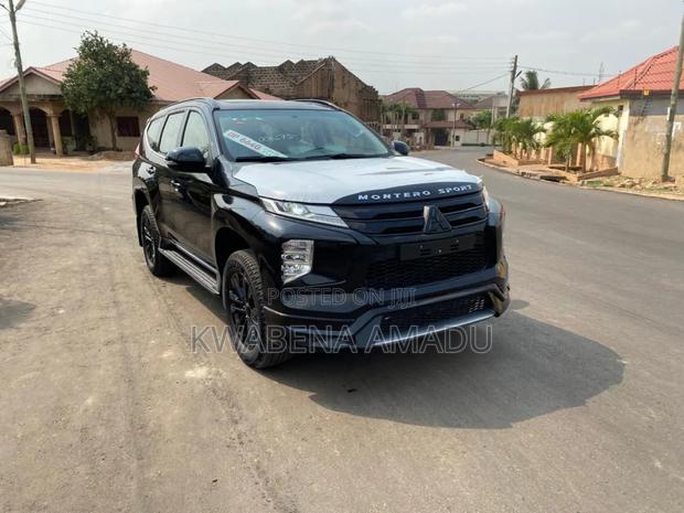 New Mitsubishi Montero Sport 2023 Black