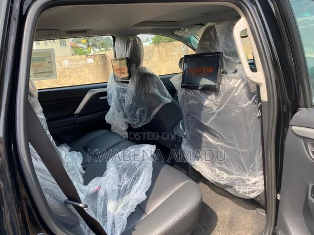 New Mitsubishi Montero Sport 2023 Black