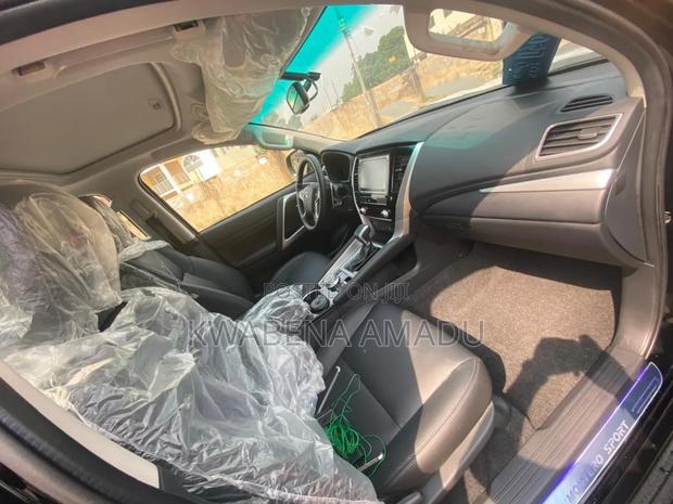 New Mitsubishi Montero Sport 2023 Black