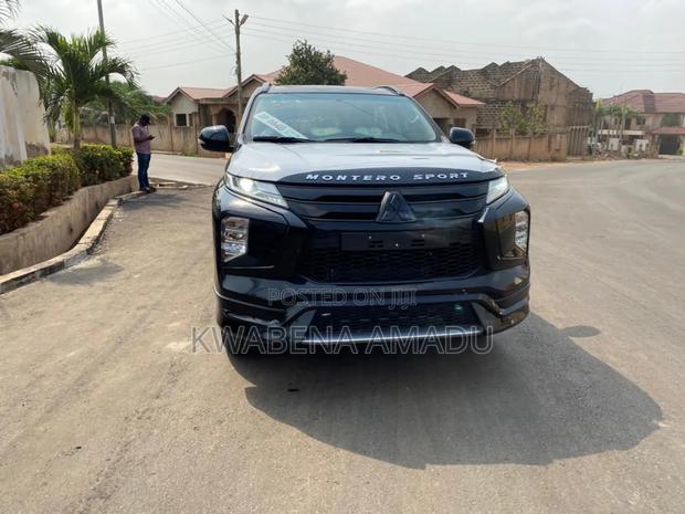 New Mitsubishi Montero Sport 2023 Black