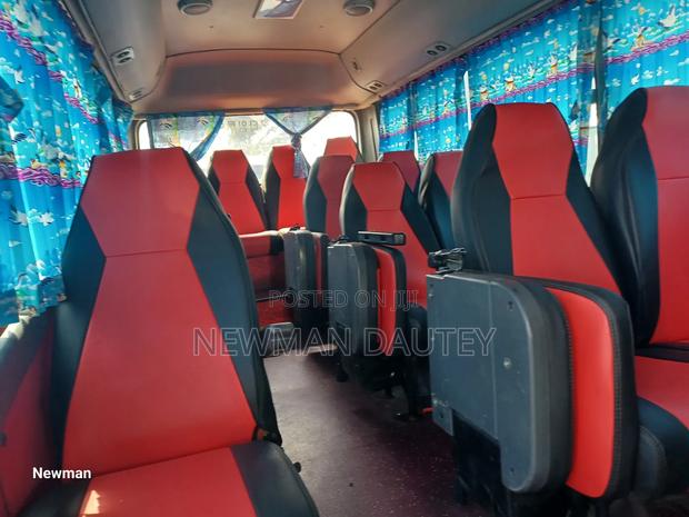 Hyundai County 2012 Beige