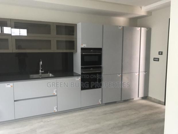 4bdrm House in East Legon for rent photo 5