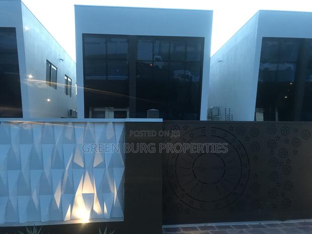 4bdrm House in East Legon for rent photo 4
