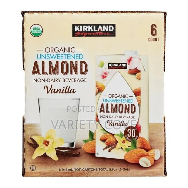 Kirkland Signature Organic Unsweetened Almond Milk · Photo 2