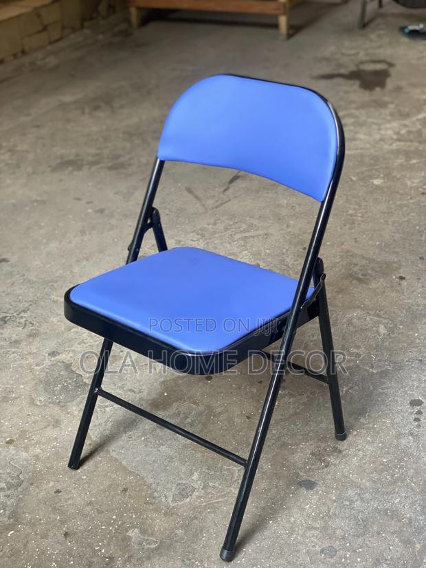 Foldable Leather Chair photo 6