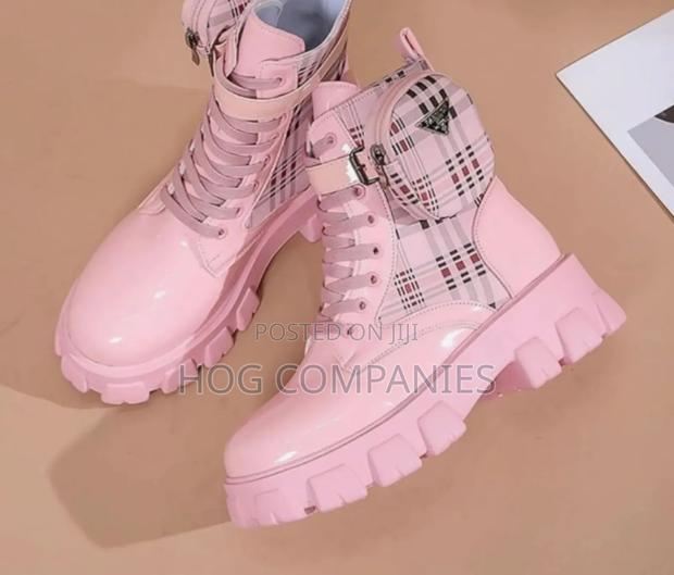 Women's Platform Block Lace Up Ankle Boots · Photo 4