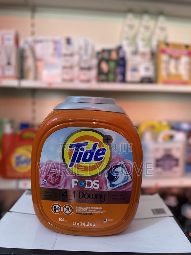 Tide 4 in 1 Pods · Photo 2