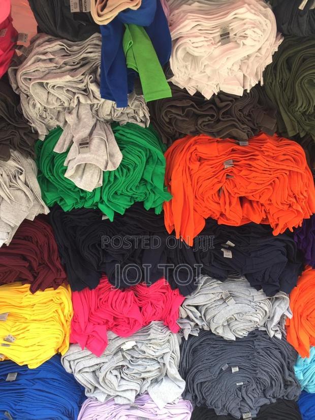 Original Gildan T-Shirt · Photo 3