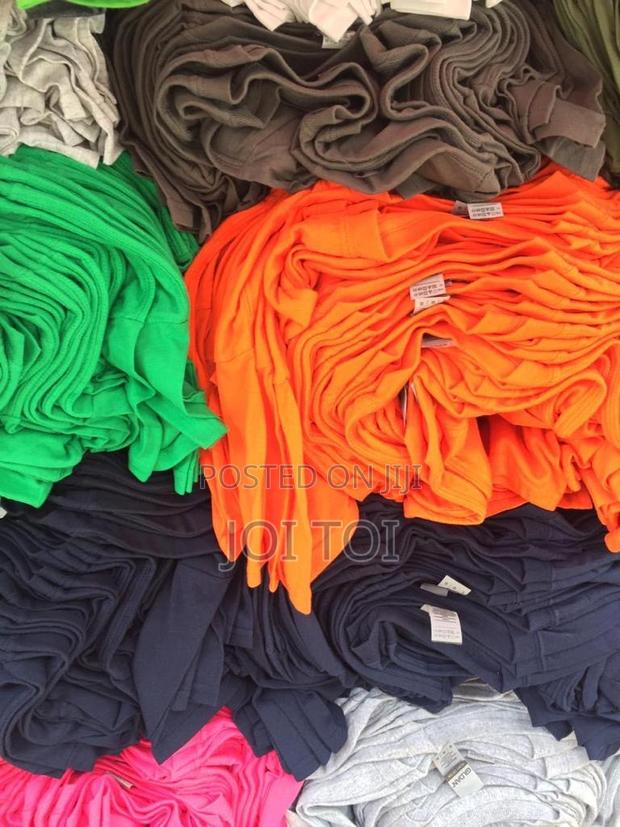 Original Gildan T-Shirt · Photo 4