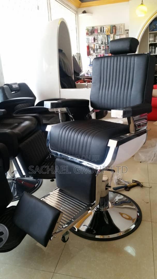 American Stylish Barbering Chair · Photo 2