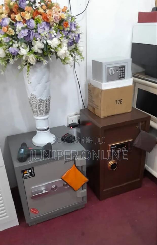 Fire Proof Money Safe Bluntei · Photo 2