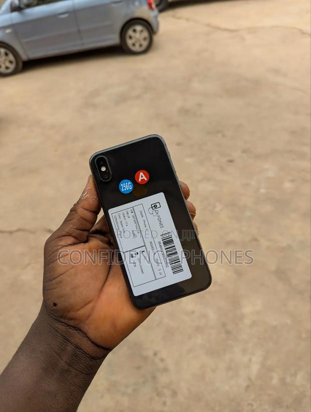 Apple iPhone X 256 GB Black