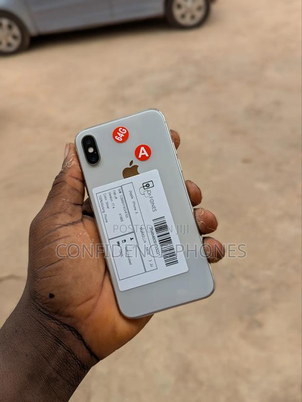 Apple iPhone X 64 GB Silver