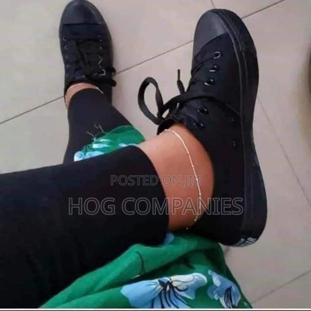 Women's Low Platform Sneakers Black 38 · Photo 3