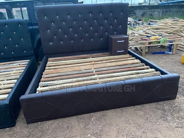 Black Queen Size With Drawer Lit //Free Delivery