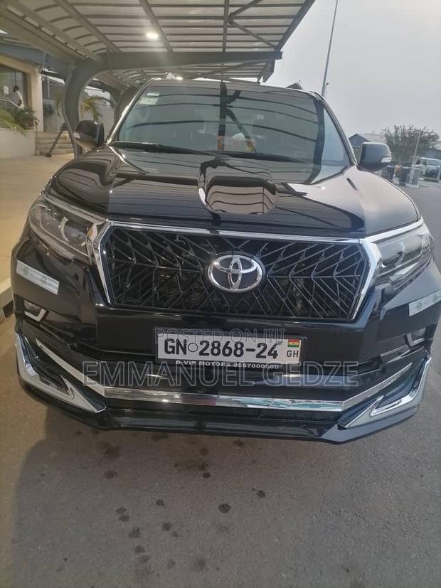 Toyota Prado for Rent - 7 Seater Suv · Photo 2