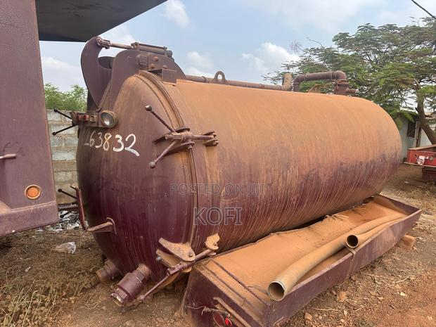 Vacuum Tank, Truck Tank photo 2