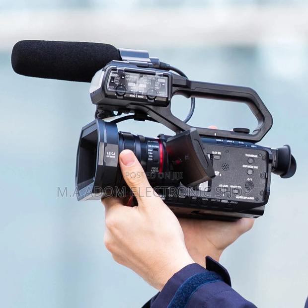 Panasonic HC-X2000 Pro -Capture Stunning Footage · Photo 2