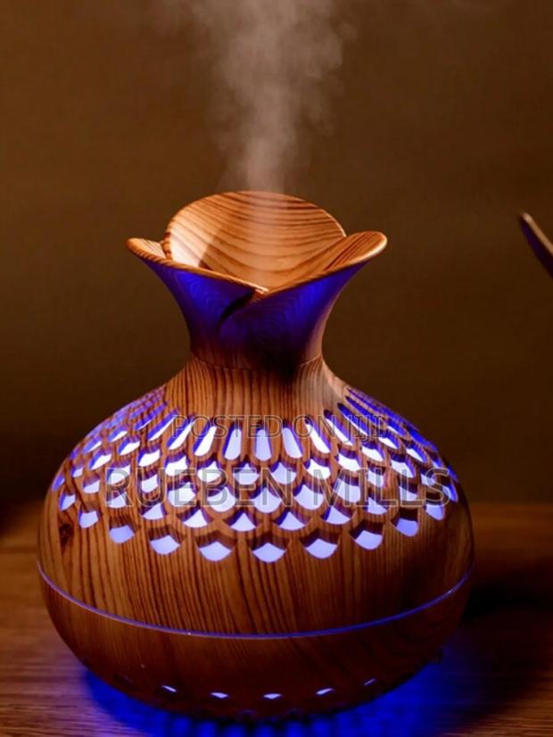 Flower Design Essential Oil Diffuser Humidifier · Photo 2