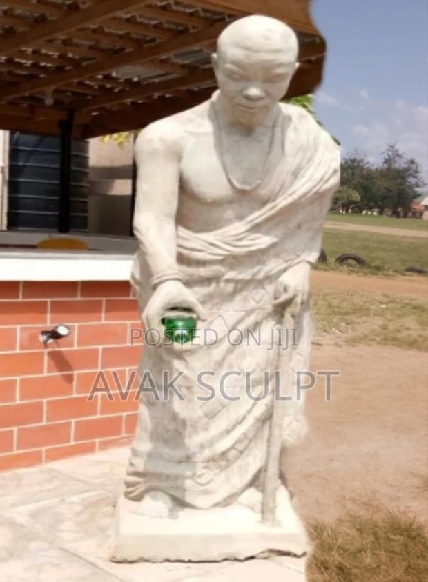 Life Size Resin Cast Statue (Prayer) · Photo 4