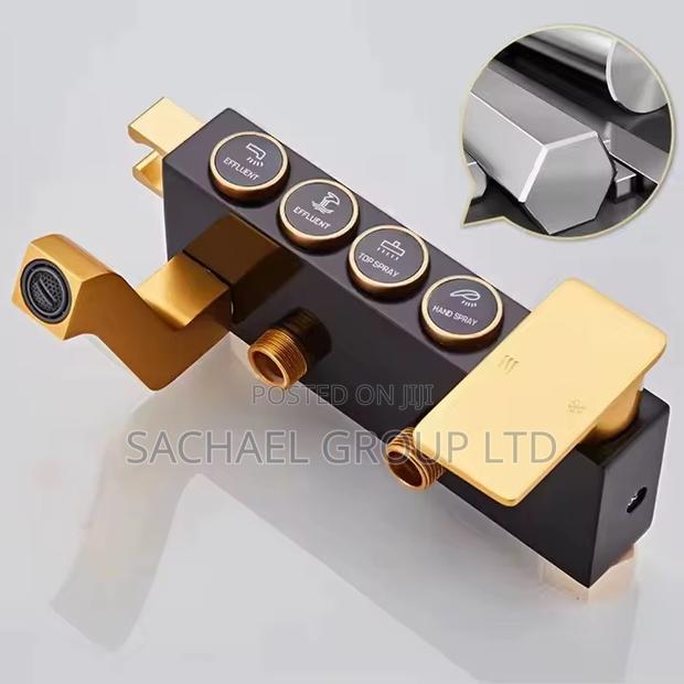 Black and Gold Shower Mixer · Photo 4