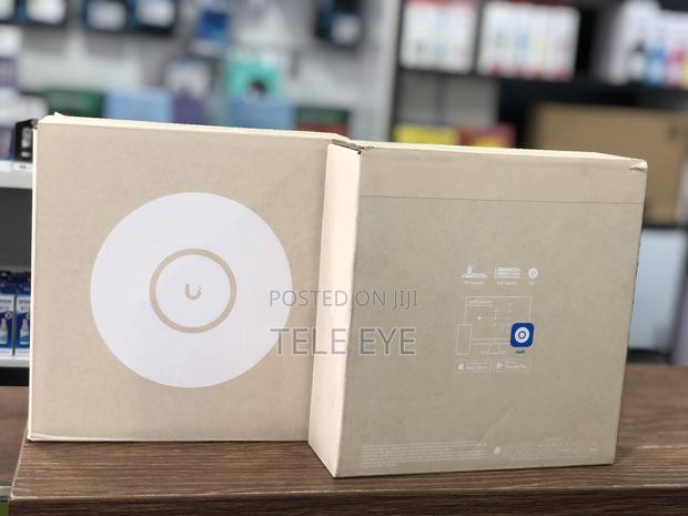 Unifi U6 + · Photo 2