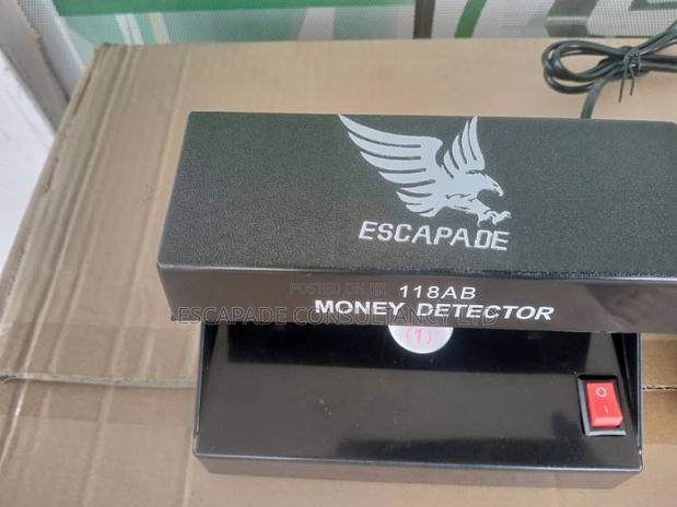 Counterfeit Detector Bill Cash (ESCAPADE) 118A photo 3