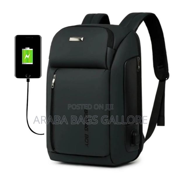Original Premium Backpack With Usb Port. · Photo 3
