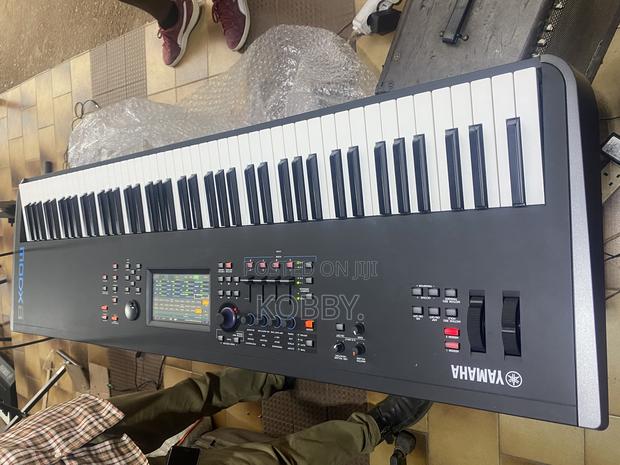 Yamaha Modx8 · Photo 3