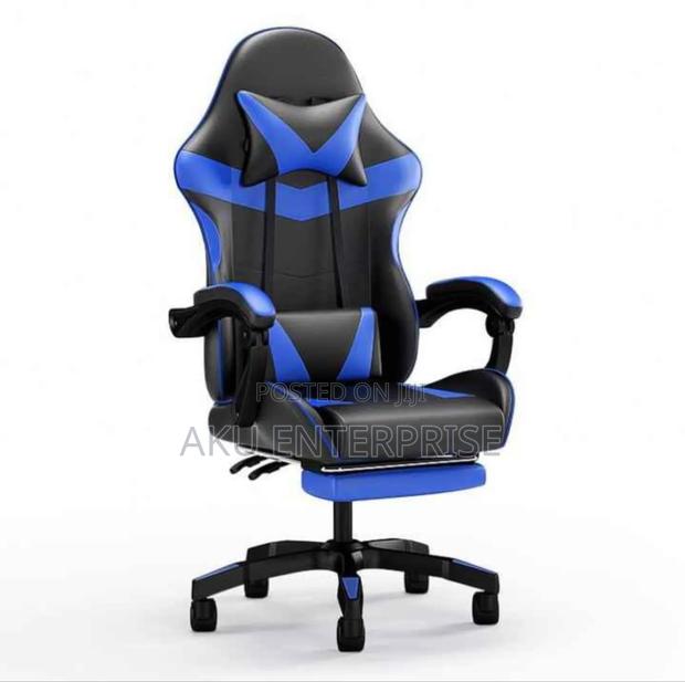 Gaming Chair With Leg Rest · Photo 4