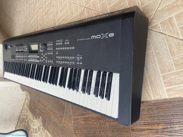 Yamaha Mox8 · Photo 4
