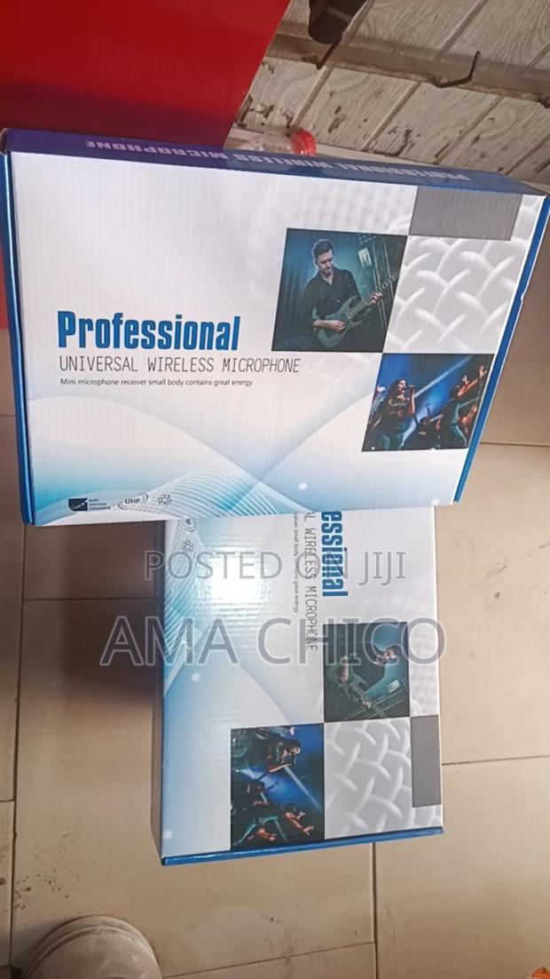 Professional Universal Wireless Microphone (Handheld) photo 4