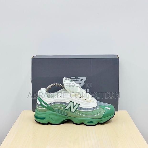 New Balance 1000 Custom White/Green · Photo 3