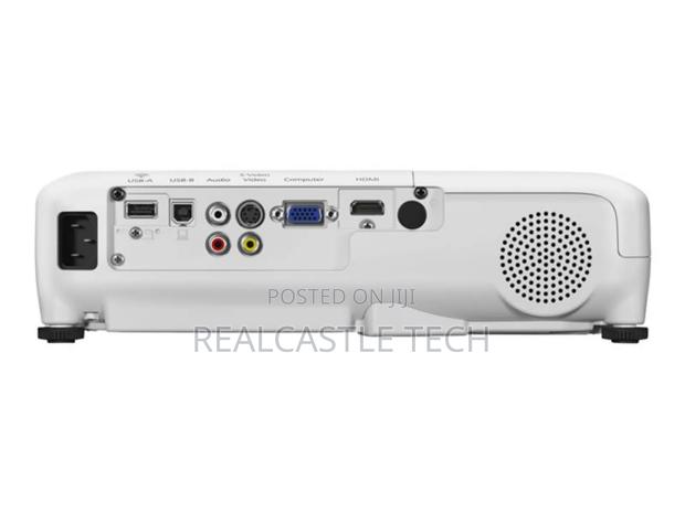 Epson Eb-S31 Projector photo 2
