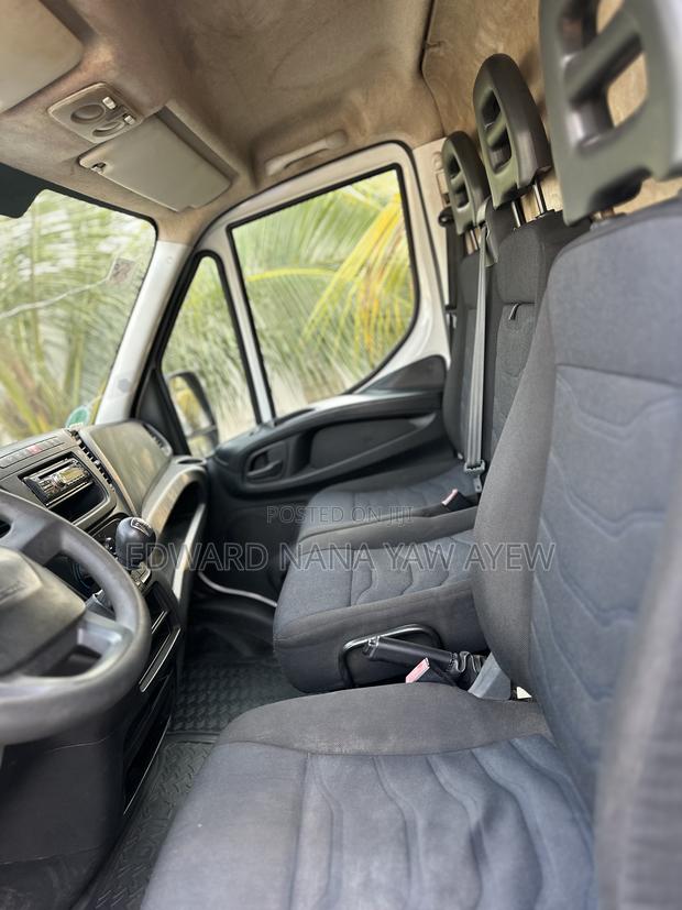 Iveco Crossway 2017 White