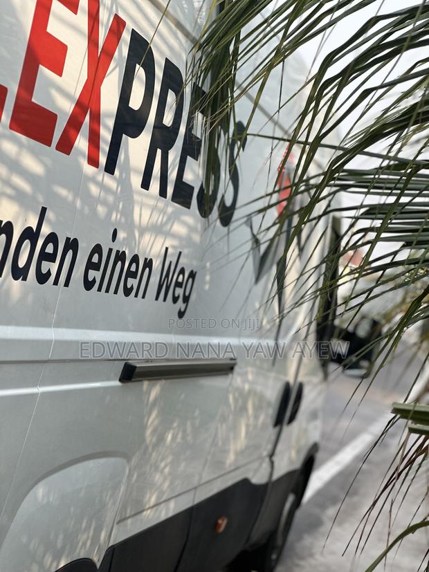 Iveco Crossway 2017 White