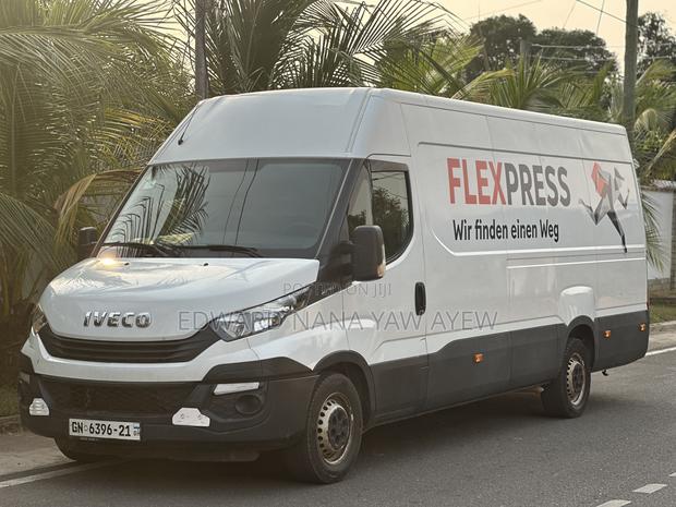 Iveco Crossway 2017 White