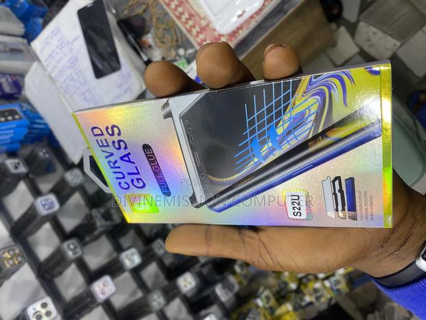 Samsung S22 Ultra Glass Protector High Quality · Photo 4
