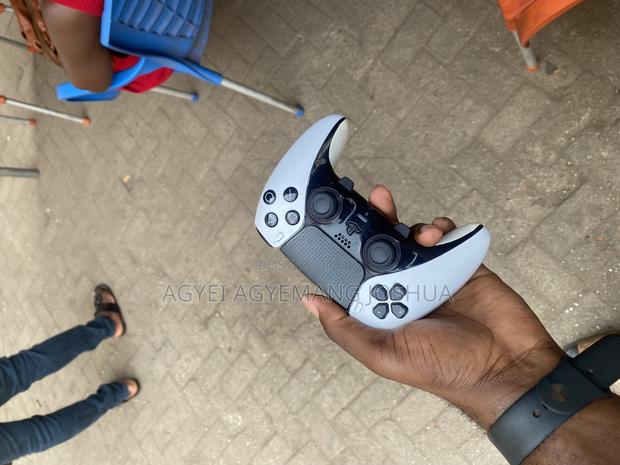 Playstation Dual Sense Edge Controller photo 2