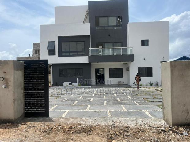 Building Construction Company · Photo 4